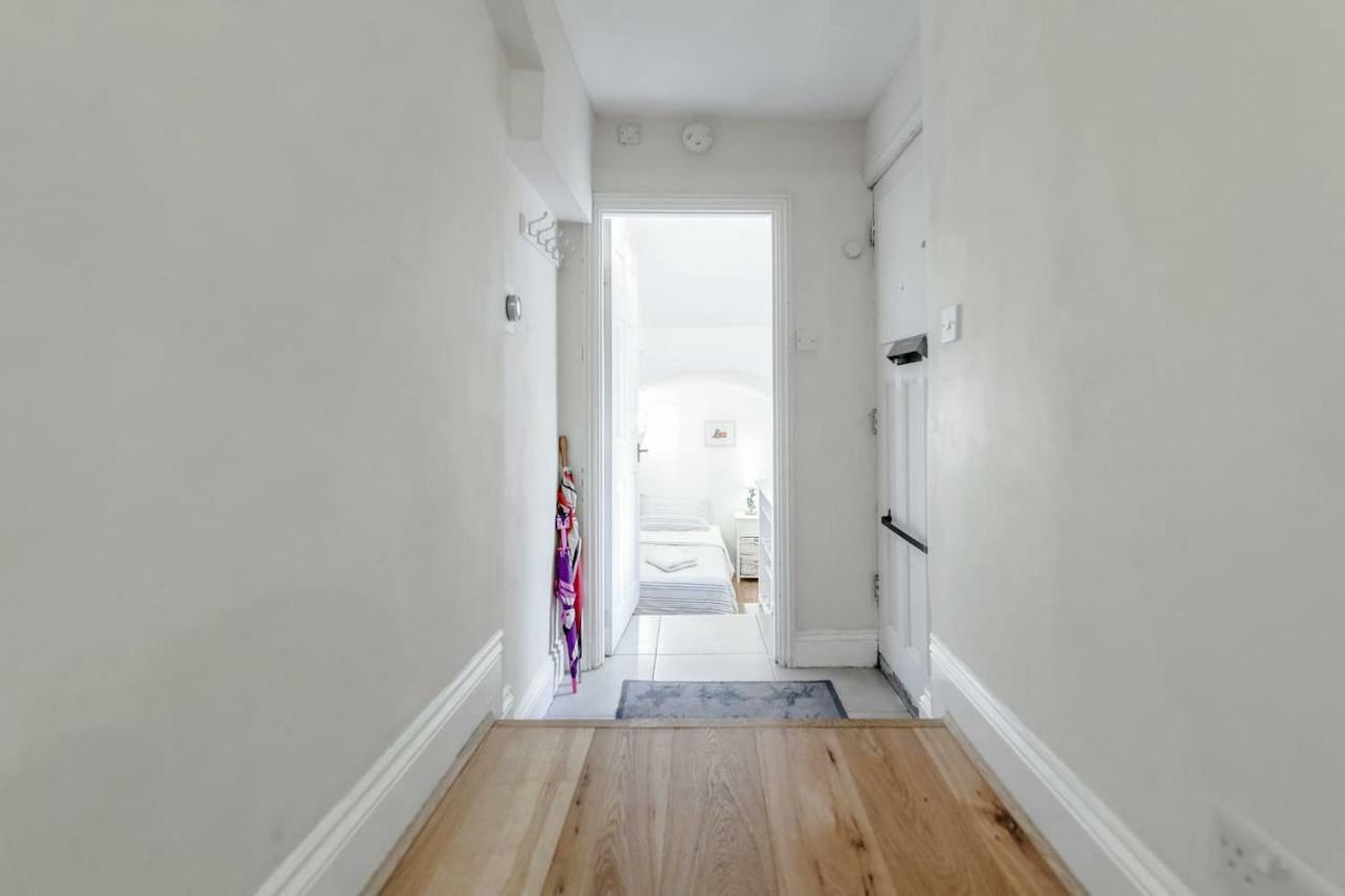 3 Bedroom Garden Flat - Central Location Londres Extérieur photo