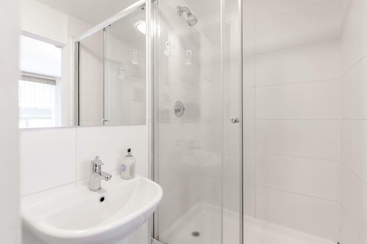 3 Bedroom Garden Flat - Central Location Londres Extérieur photo